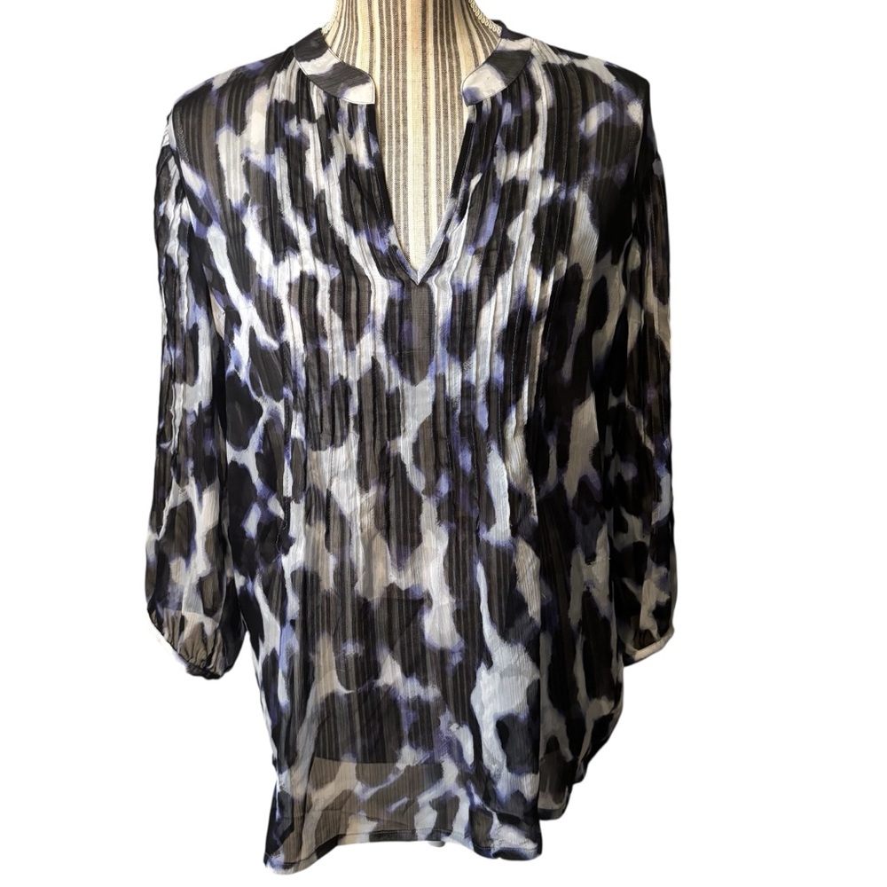 SALE! Chico's Blouse Size 1 M Black White Purple Animal Print Pintucks Long Slvs